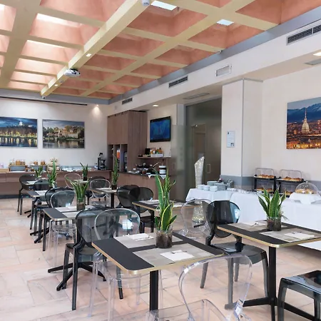 Hotel Plaza 3*