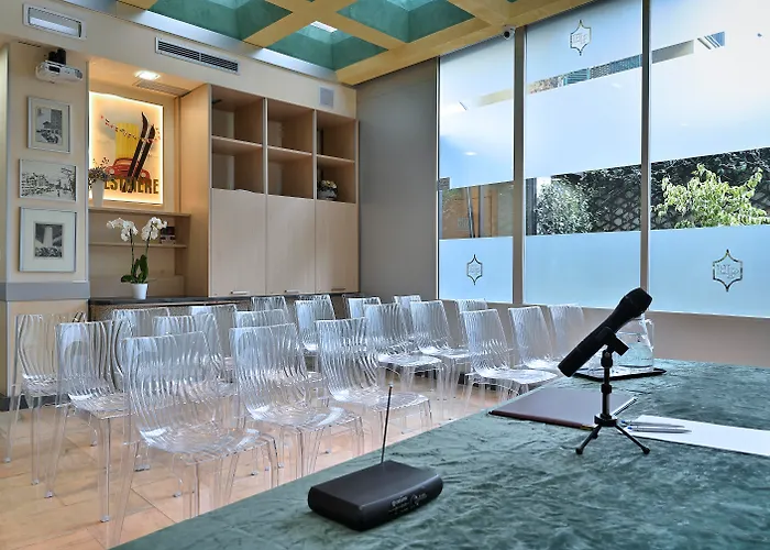 Plaza Hotell 3*