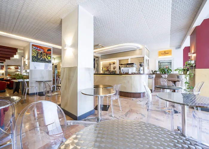 Plaza Hotell 3*